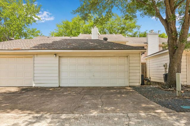 1323 Reddleshire Lane 1323, Houston, TX 77043