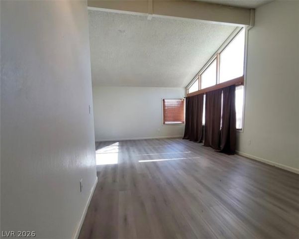 2784 Belcastro Street, Las Vegas, NV 89117