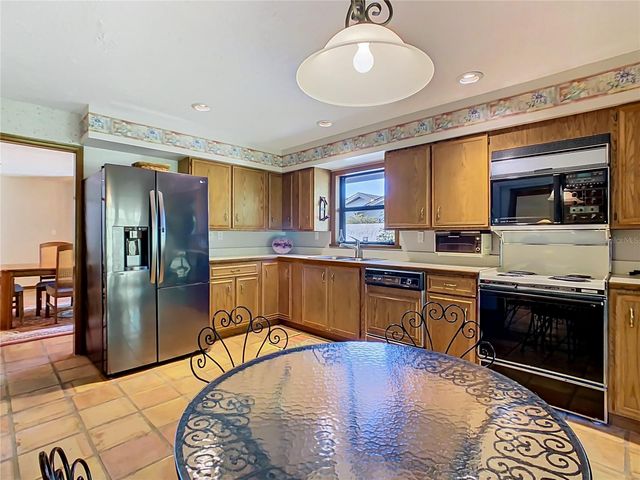 25 HUNTLEY COURT, Haines City, FL 33844