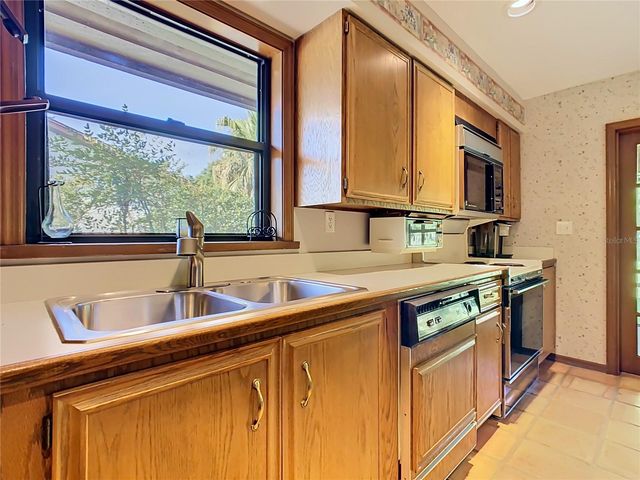 25 HUNTLEY COURT, Haines City, FL 33844