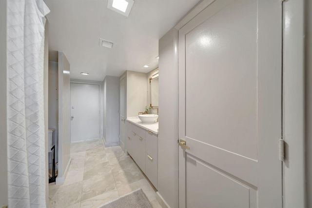 2100 S Ocean Lane 101-102, Fort Lauderdale, FL 33316