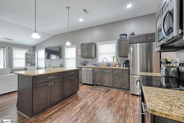 770 Charleston Place, Duncan, SC 29334