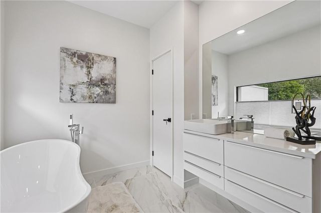 727 Berkeley Avenue, Atlanta, GA 30318