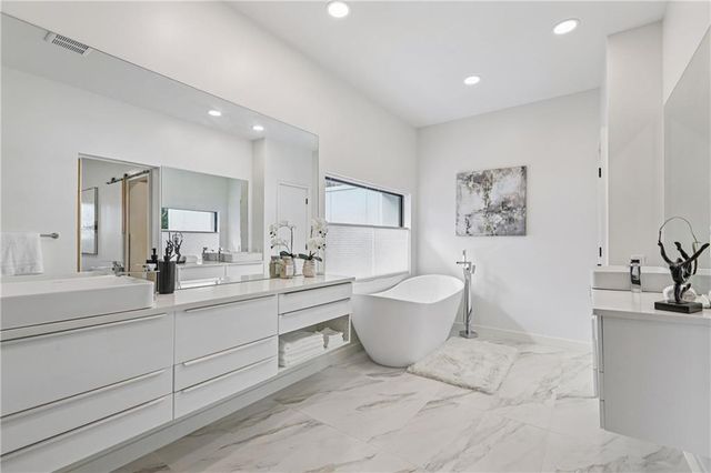 727 Berkeley Avenue, Atlanta, GA 30318