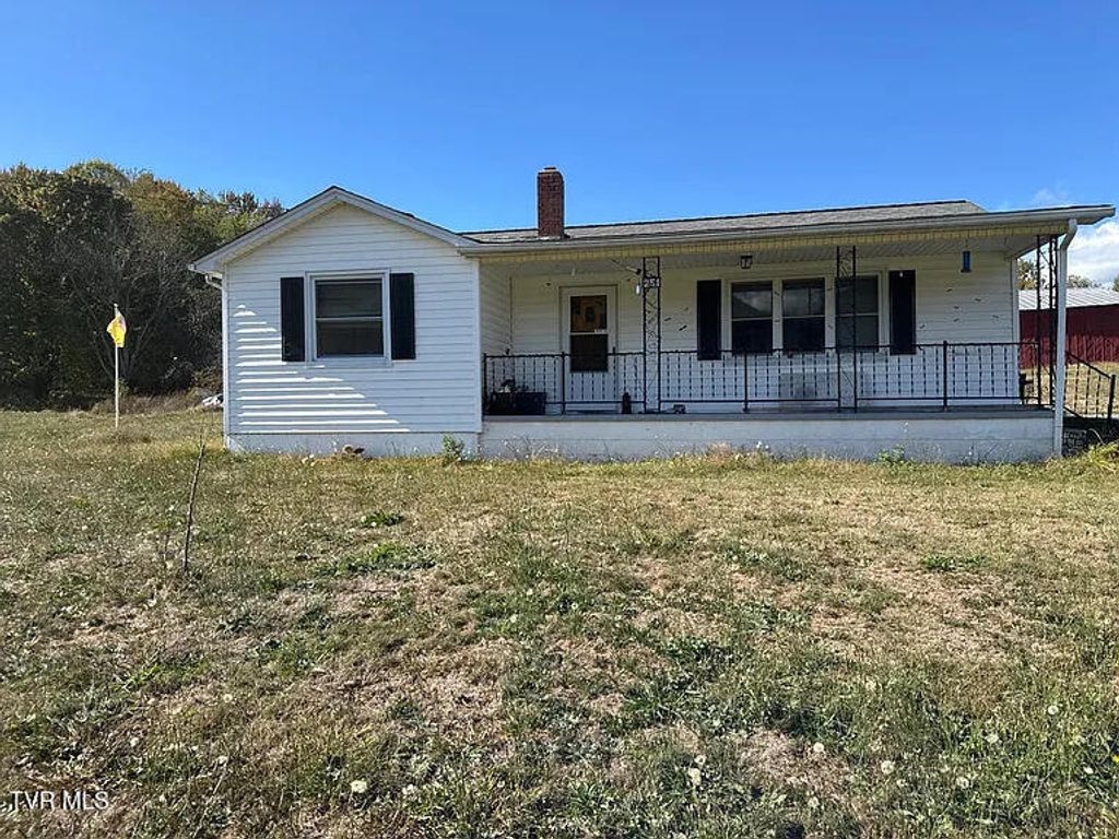 251 Ramblewood Road, Chilhowie, VA 24319