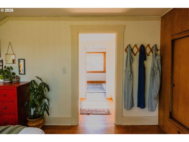 7138 N KNOWLES Ave, Portland, OR 97217