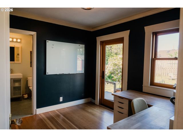 7138 N KNOWLES Ave, Portland, OR 97217