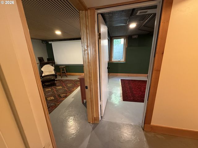 7138 N KNOWLES Ave, Portland, OR 97217