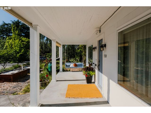 7138 N KNOWLES Ave, Portland, OR 97217