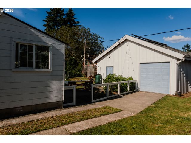 7138 N KNOWLES Ave, Portland, OR 97217