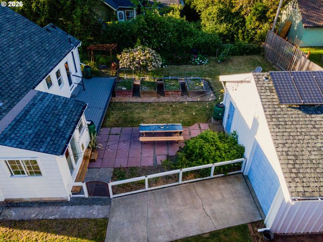 7138 N KNOWLES Ave, Portland, OR 97217