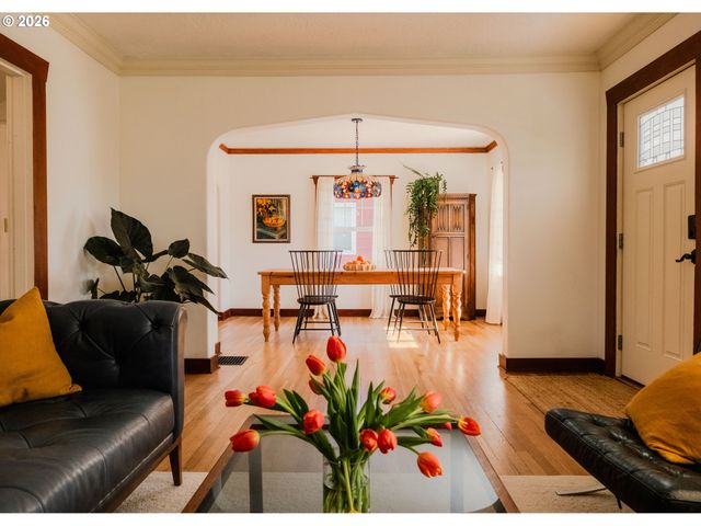 7138 N KNOWLES Ave, Portland, OR 97217