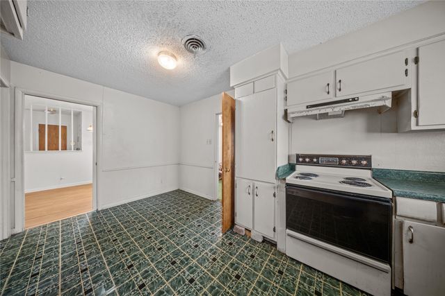 3916 Kushla Avenue, Dallas, TX 75216