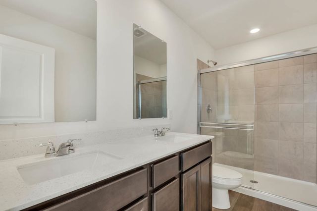 2165 Yellowstone Boulevard, Mundelein, IL 60060