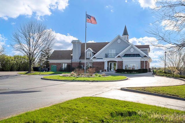 2165 Yellowstone Boulevard, Mundelein, IL 60060
