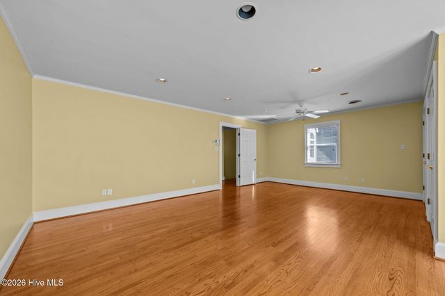 206 Austin Point Drive, Washington, NC 27889