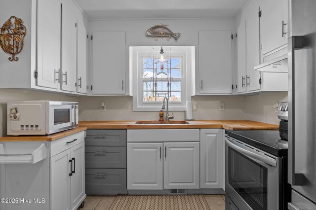 701 Leo Drive, Elm City, NC 27822