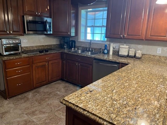 201 Spruce Road, Brunswick, GA 31525