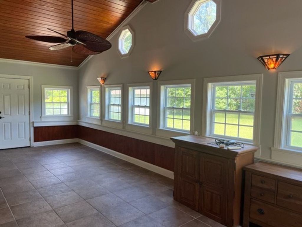 201 Spruce Road, Brunswick, GA 31525