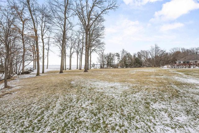 5366 SAND BEACH DRIVE, Luxemburg, WI 54217