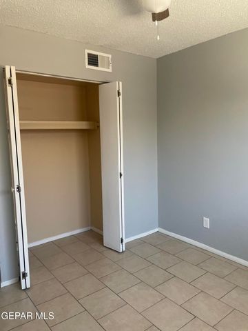 2849 Beachcomber Drive B, El Paso, TX 79936