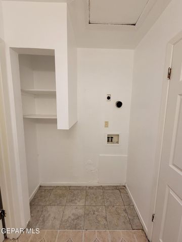 2849 Beachcomber Drive B, El Paso, TX 79936