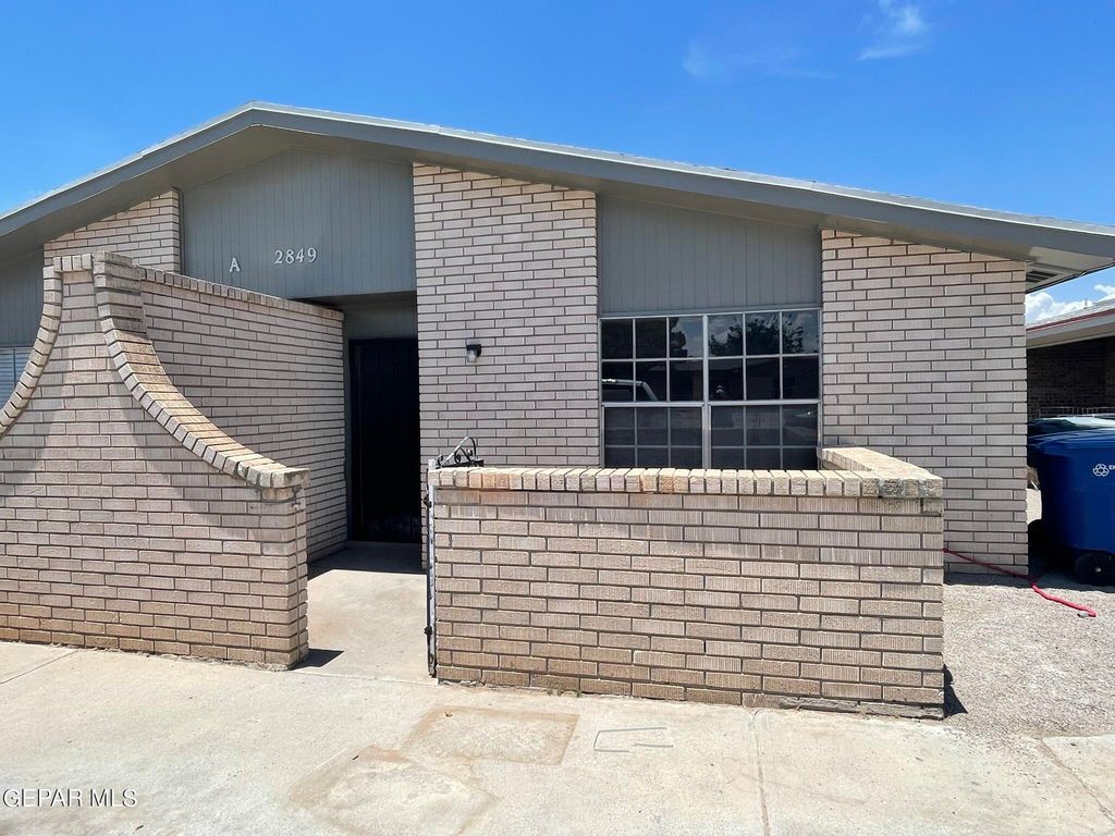 2849 Beachcomber Drive B, El Paso, TX 79936