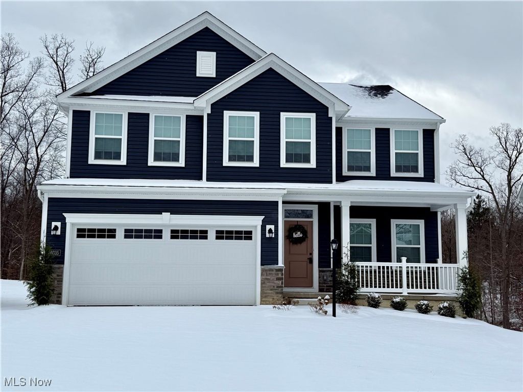 6035 Woodland Bend Drive, North Royalton, OH 44133