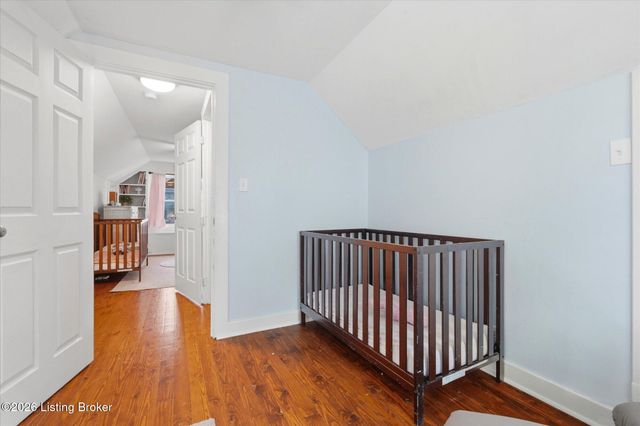 216 W Esplanade Ave, Louisville, KY 40214
