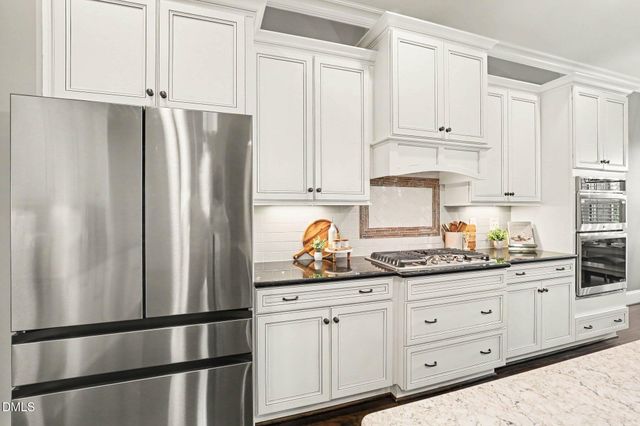 108 Split Trunk Path, Holly Springs, NC 27540