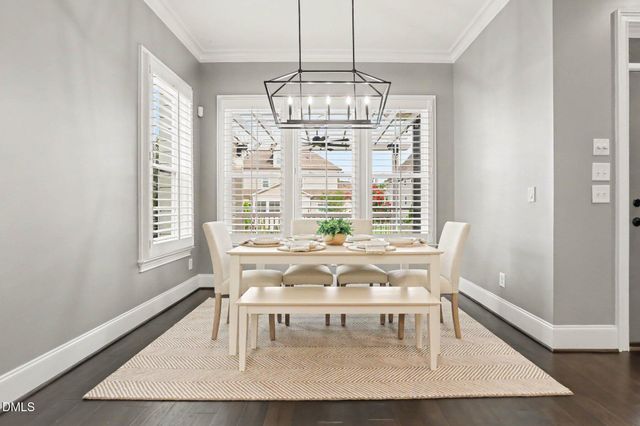 108 Split Trunk Path, Holly Springs, NC 27540