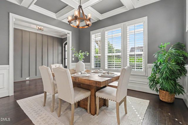108 Split Trunk Path, Holly Springs, NC 27540