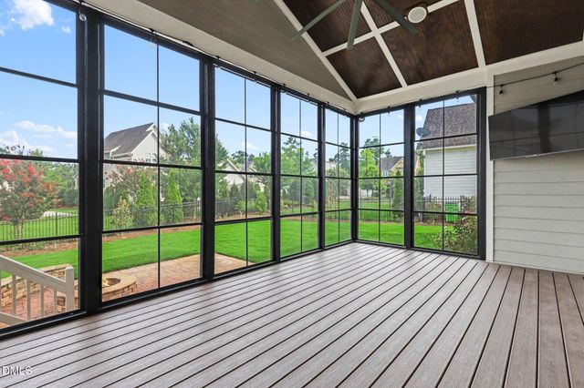 108 Split Trunk Path, Holly Springs, NC 27540