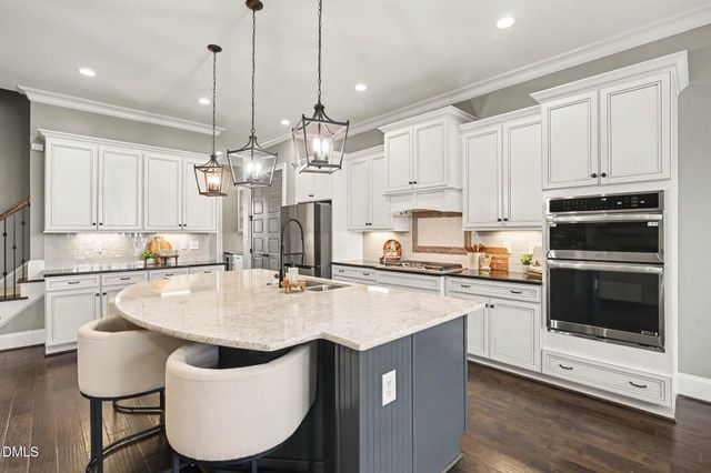 108 Split Trunk Path, Holly Springs, NC 27540