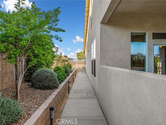 17795 Sunburst Road, Victorville, CA 92395