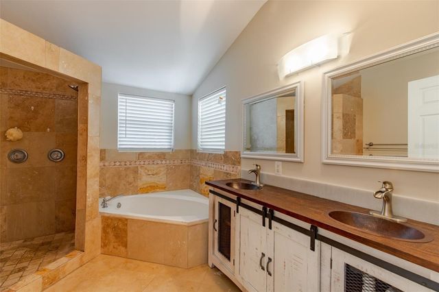 802 8TH STREET N 802, St Petersburg, FL 33701