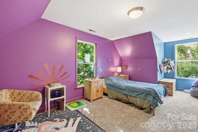 2 Coneflower Court, Black Mountain, NC 28711