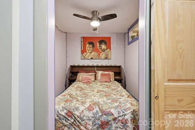 2 Coneflower Court, Black Mountain, NC 28711