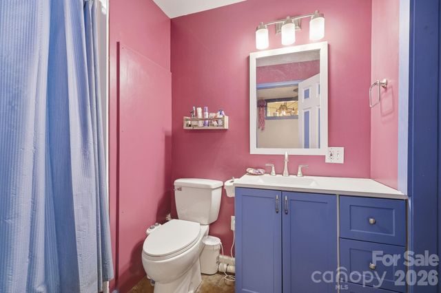 2 Coneflower Court, Black Mountain, NC 28711