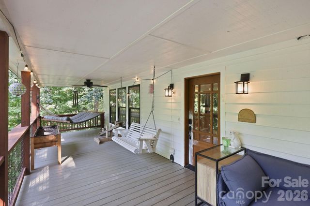 2 Coneflower Court, Black Mountain, NC 28711