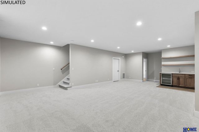 10009 Edgewater Lane, Lincoln, NE 68527