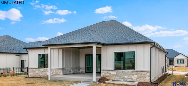 10009 Edgewater Lane, Lincoln, NE 68527