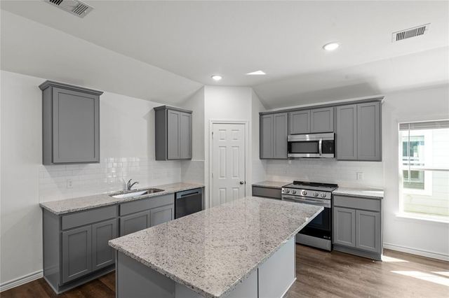 803 Stoney Point Lane, Dayton, TX 77535