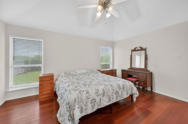 7424 Lake Front Trail, Arlington, TX 76002