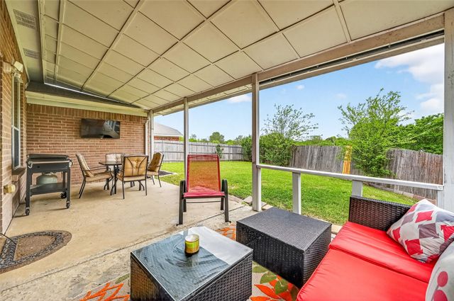 7424 Lake Front Trail, Arlington, TX 76002