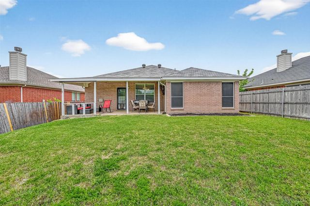 7424 Lake Front Trail, Arlington, TX 76002