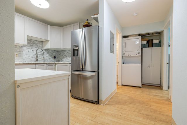 37 Alice Dr Apt 28, Concord, NH 03303