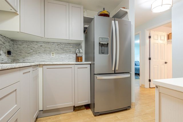 37 Alice Dr Apt 28, Concord, NH 03303