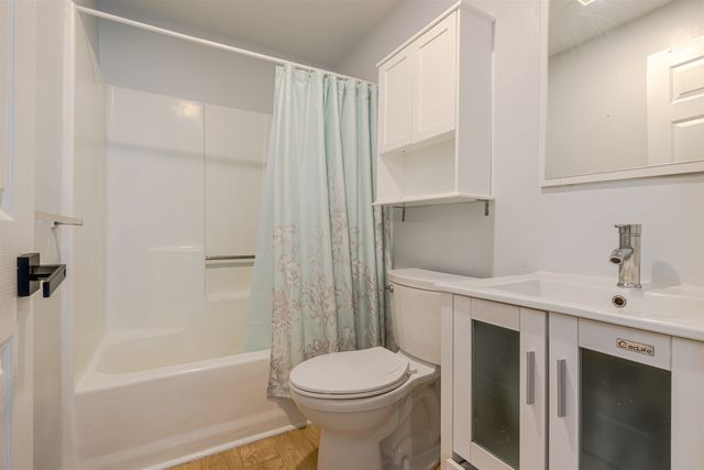 37 Alice Dr Apt 28, Concord, NH 03303