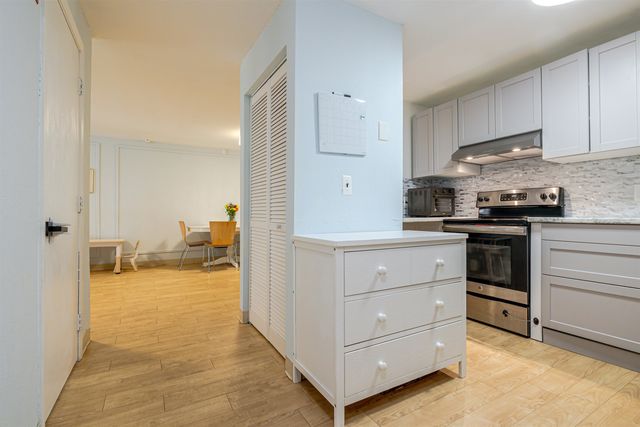 37 Alice Dr Apt 28, Concord, NH 03303